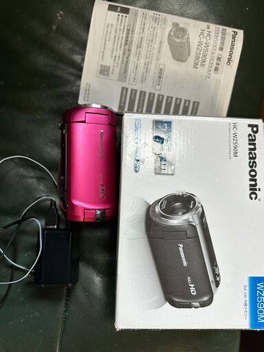 Panasonic デジタルハイビジョンビデオカメラ HC-W590M + 充電バッテリー付