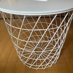 IKEA 収納カゴテーブル の画像