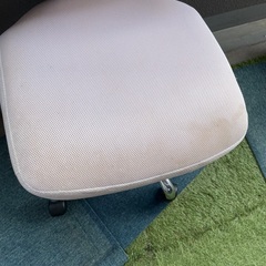 机と椅子　セットの画像