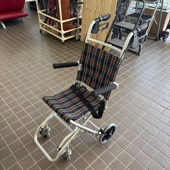 カドクラ 簡易式介助車いす