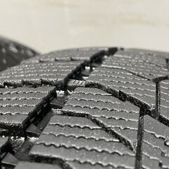 TOYO OBSERVE GIZ2 205/60R16 16インチ スタッドレス 4本 20年製 バリ溝 ジューク ビアンテ ヴォクシー等 　(KTA181)クレジットカード QRコード決済可能の画像