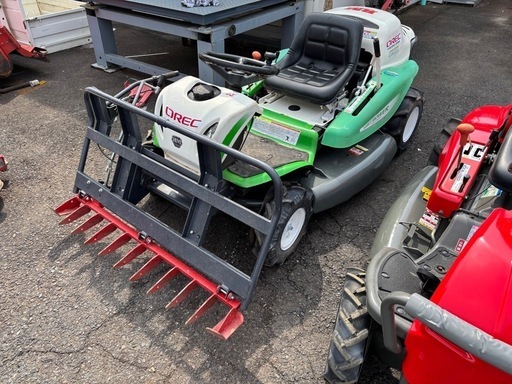 ◎オーレック RM981
 ラビットモア 乗用草刈機