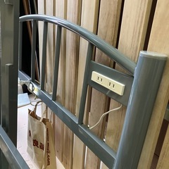 美品シングルベッドの画像