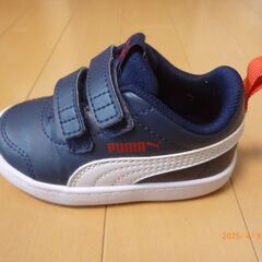 子供靴　プーマ　13㎝　の画像