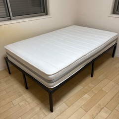 セミダブルスチールベッド