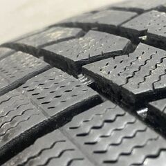 DUNLOP WINTER MAXX WM02 205/60R16 16インチ スタッドレス 4本 23年製 バリ溝 ステップワゴン ヴォクシー ビアンテ ジューク等　(KTA184)クレジットカード QRコード決済可能の画像