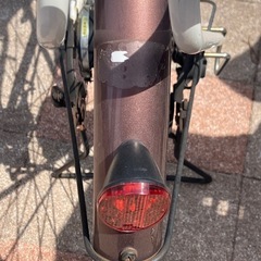 自転車　27インチ　６段変速　オートライト　ホワイト　白　　の画像
