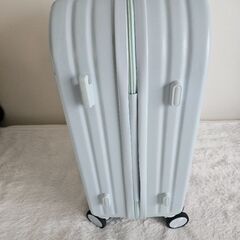 キャリーケース ライトブルー 39Lの画像