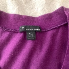 Forever21:twentyone パープル　Vネック 長袖カットソー:サイズS:長袖Tシャツ トップスの画像