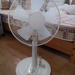 ★ジモティ割あり★ YUASA 扇風機 YT-3010V(W) ...