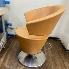 【タカラベルモント】可愛い美容室レトロセットイス「カメリア」