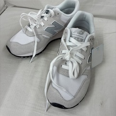 スニーカーニューバランス565　23.0cmの画像