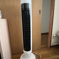 HITACHI 縦型扇風機 (Nao Tachih) あびこの季節、空調家電