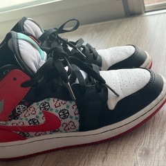 キッズ　スニーカー