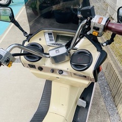 USDM仕様　フュージョンMF02　黒/クリーム スクーター ウィンドシールドの画像