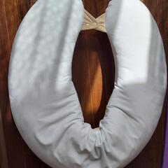授乳クッション　ベビー用品