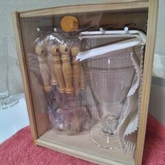 未使用長期保存yamakaグラス４個スプーンフォーク5種15本キッチンタオル2枚の画像