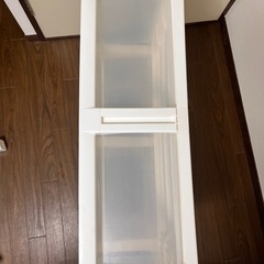 収納ケース 
引き出し2つ