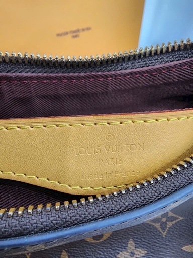 LOUISVUITON
 