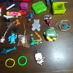 おもちゃ、キーホルダーなどの画像