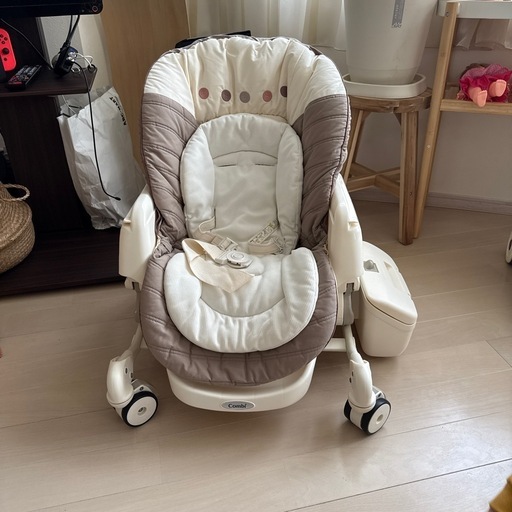 COMBI ネムリラ　AT AUTO SWING  オートスイング ハイローチェア ハイローベッド