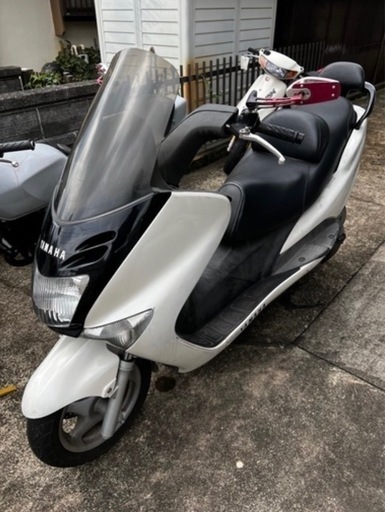 マジェスティー125 ピンクナンバーのバイクと交換してくれる方