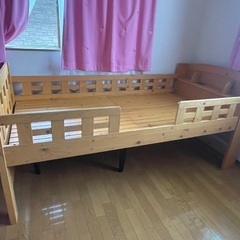ベッド