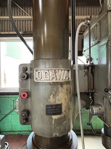 中古機械小川鉄工ラジアルボール盤HOR-1100 (なつよ) 豊川の 中古機械小川鉄工ラジアルボール盤HOR-1100 (なつよ) 豊川の