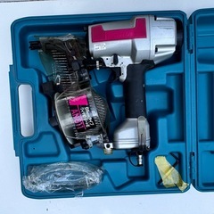 ☆美品☆  マキタ Makita AN611 65mm 常圧エア釘打機◆内・外装材への各種釘打ち作業に！の画像