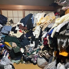 ★自分だけの仕入れ先★メルカリ仕入れお助け専門店！！1着50円！！　メンズ　レディース　自宅フリーマーケット^_^ 大量入荷の画像