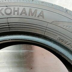 205/60R16  YH  BluEarth 4本の画像