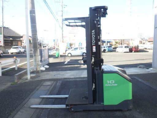 トヨタ　0.65ｔ　バッテリーフォークリフト　ハイピック　8FBP10