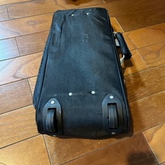プーさん2輪キャリー黒重たいものを持つ時いかがですか？の画像