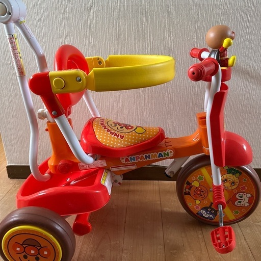 アンパンマン、三輪車