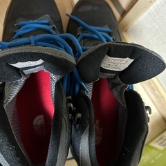 ノースフェイストレッキングシューズの画像