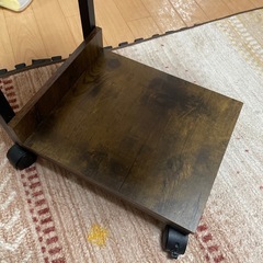 サイドテーブルの画像