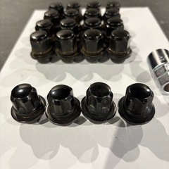 KYO-EI 協永 トヨタ純正アルミホイール専用 ブルロック タスキー マグタイプ ロック&ナットセット〔T0621B〕M12 x P1.5 ブラック ナット16個 ロック4個入（中古品） の画像