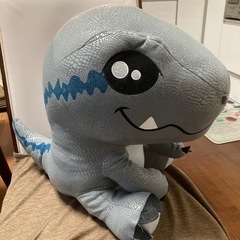 恐竜のぬいぐるみの画像