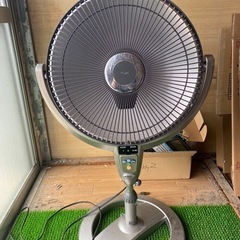 ハロゲンヒーター