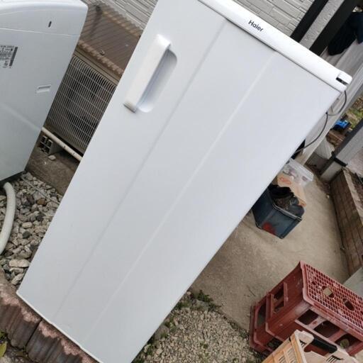 ハイアール冷凍庫136L