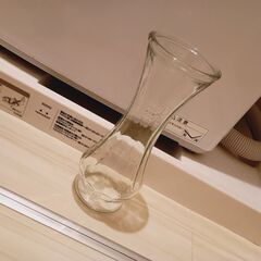 値下げ【美品】大きい花瓶🌸高さ約22cm×底7cm🥰こちらはすぐお取引できますの画像