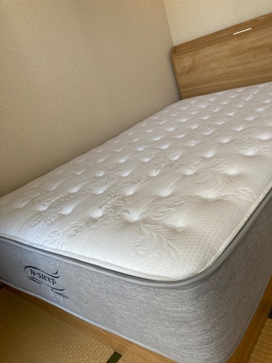 セミダブルマットレス