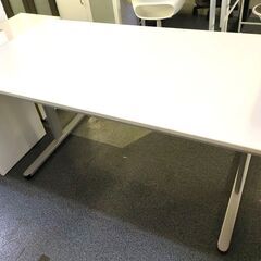 ミーティングテーブル【引取限定・現状渡し】カグマニア