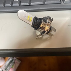 バイク用 H4LEDヘッドライトHI.LO