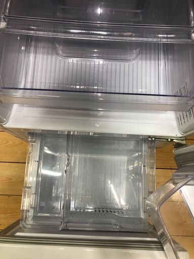 MITSUBISHI 三菱ノンフロン冷凍冷蔵庫 146L MR-P15EA-KW 右開き 2ドア冷蔵庫 動作品 2016年製 ホワイト