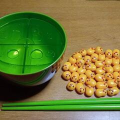 🐥豆を箸でお椀に入れる玩具