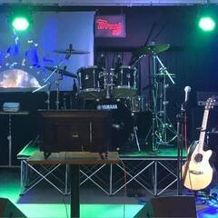 栄のライブバーで歌いませんか？4名募集してます🎤