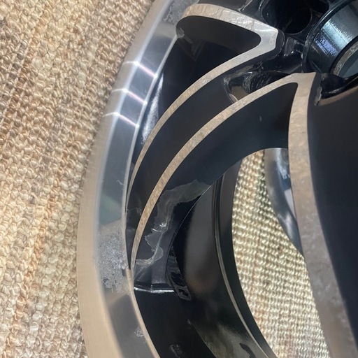 ANTERA 22インチ  5穴 8.5J