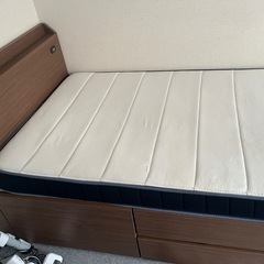 【4万で購入したニトリのベッド、4千で差し上げます！】シングルベッド＋マットレスの画像
