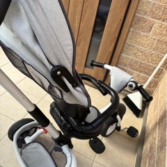 折りたたみ三輪車の画像